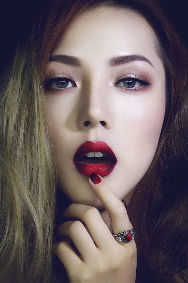 美妆探索之旅：解锁你的独特魅力